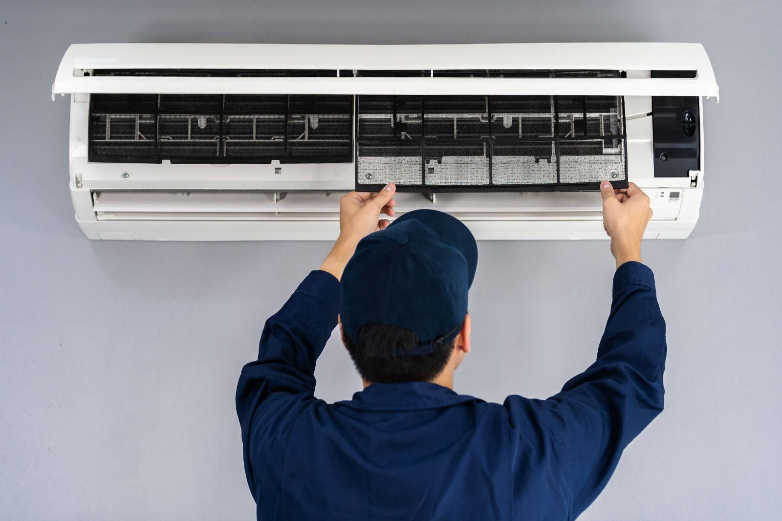 Professional installation of air conditioners from Ozbryx